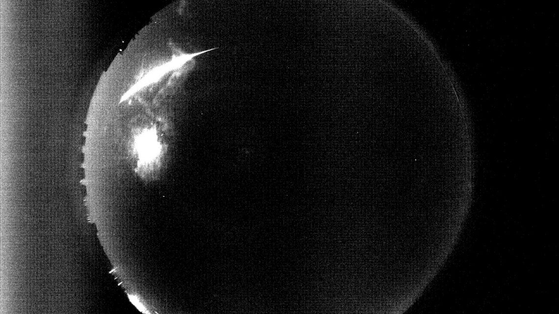 Bolide du 1er mars, 00h25